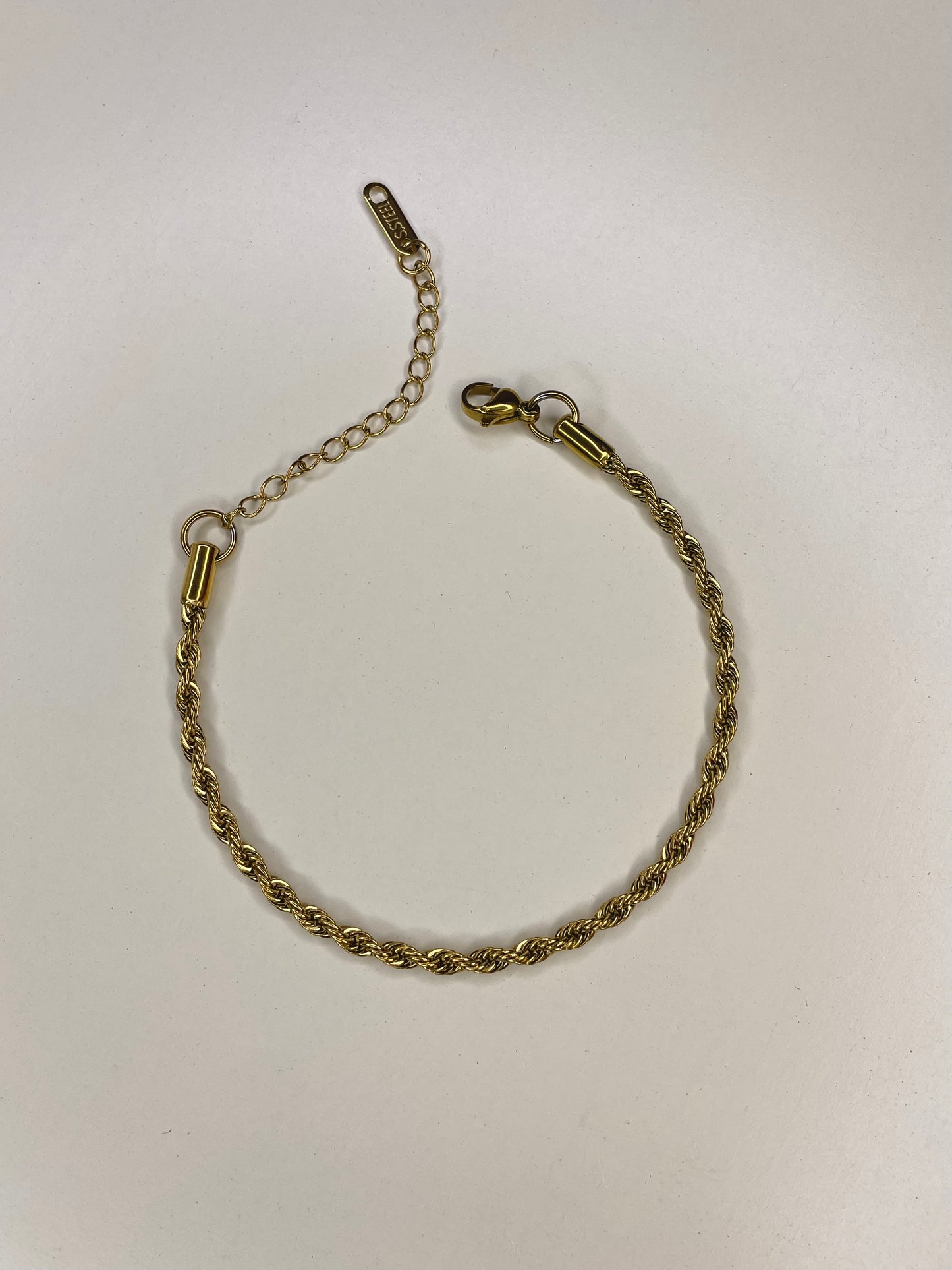 Twisted gold bracelet