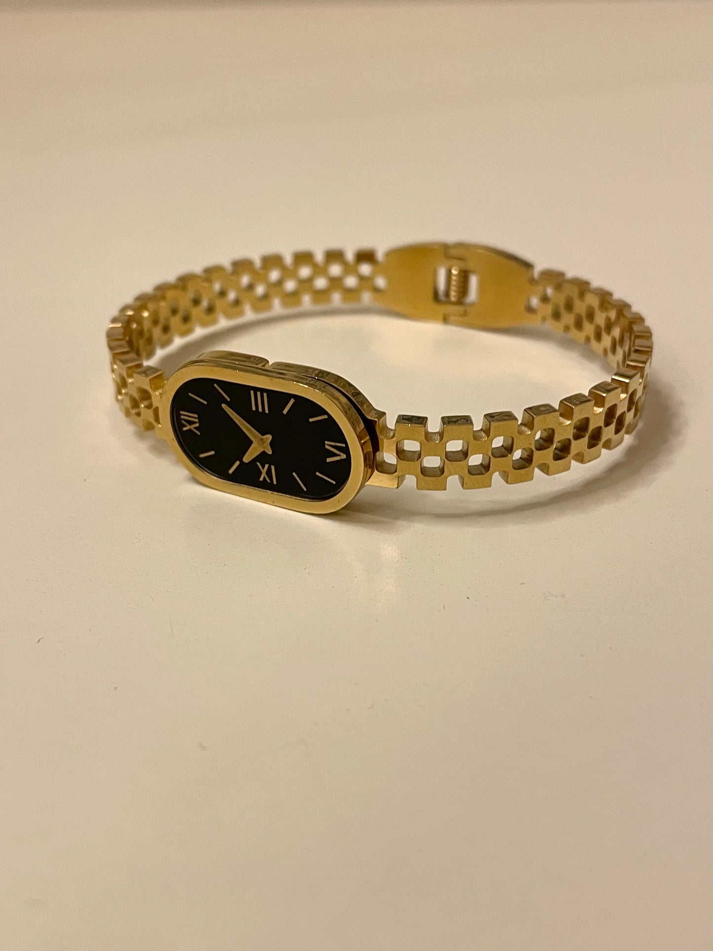 Wristwatch cuff