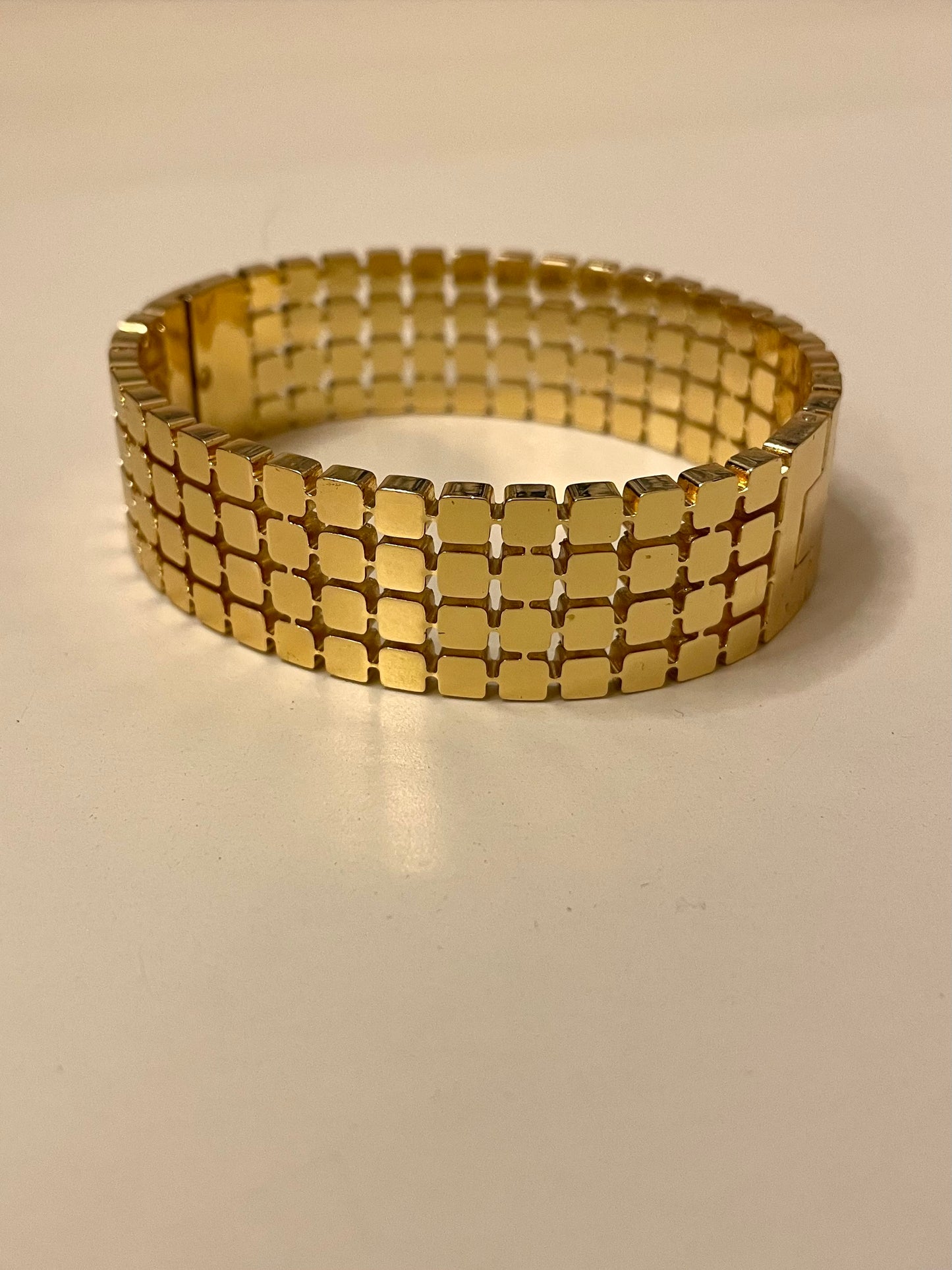 Grid cuff