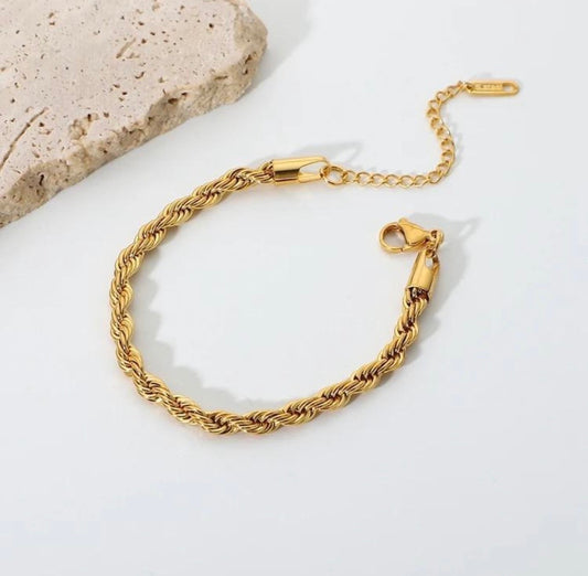 Twisted gold bracelet