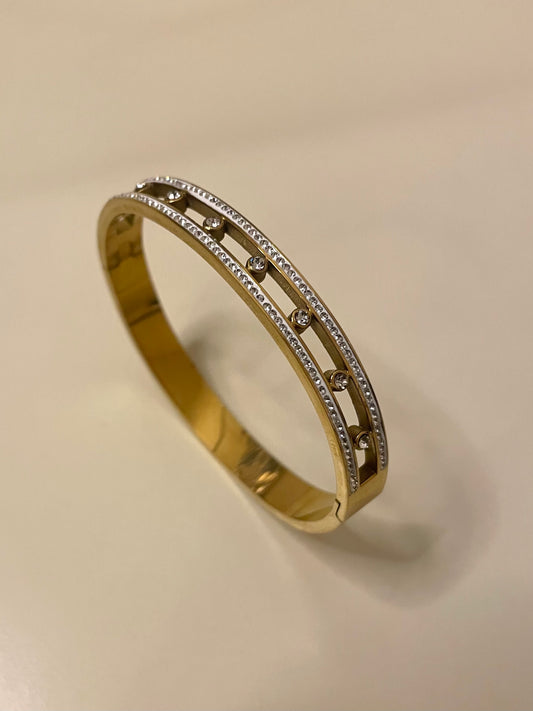 Zircon layered cuff