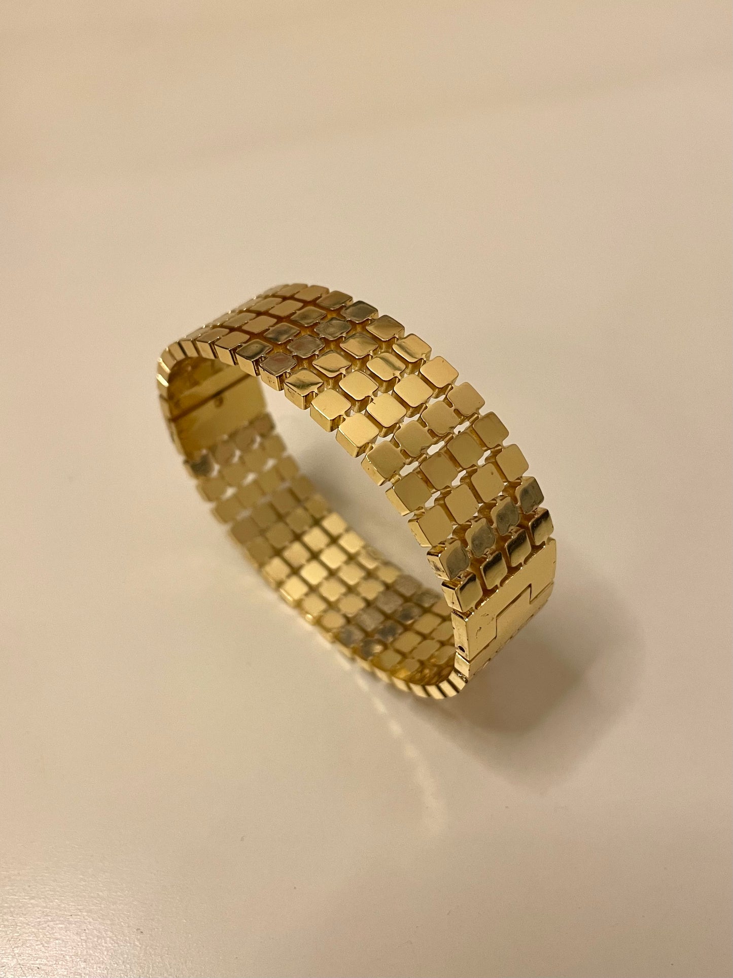 Grid cuff